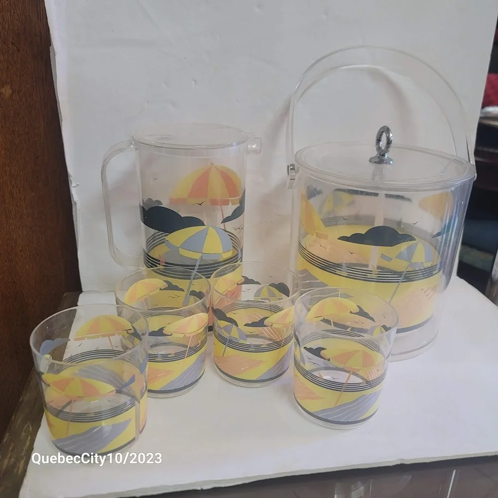 6 Pc. Vintage Acrylic Beach Coastal Drinkware Set Ice bucket pitcher 4 tumblers